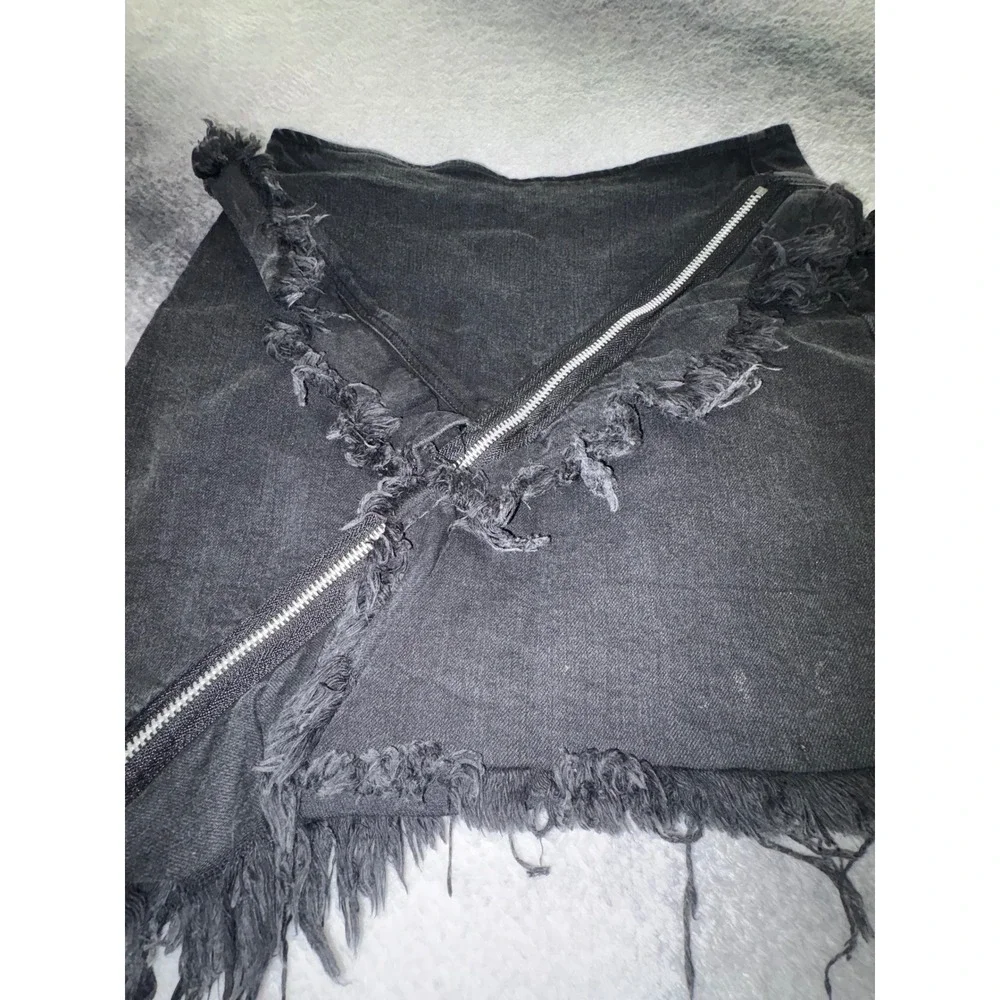 (A8) Signature 8 Womens Black Asymmetrical Zipper Frayed Denim Mini Skirt Medium